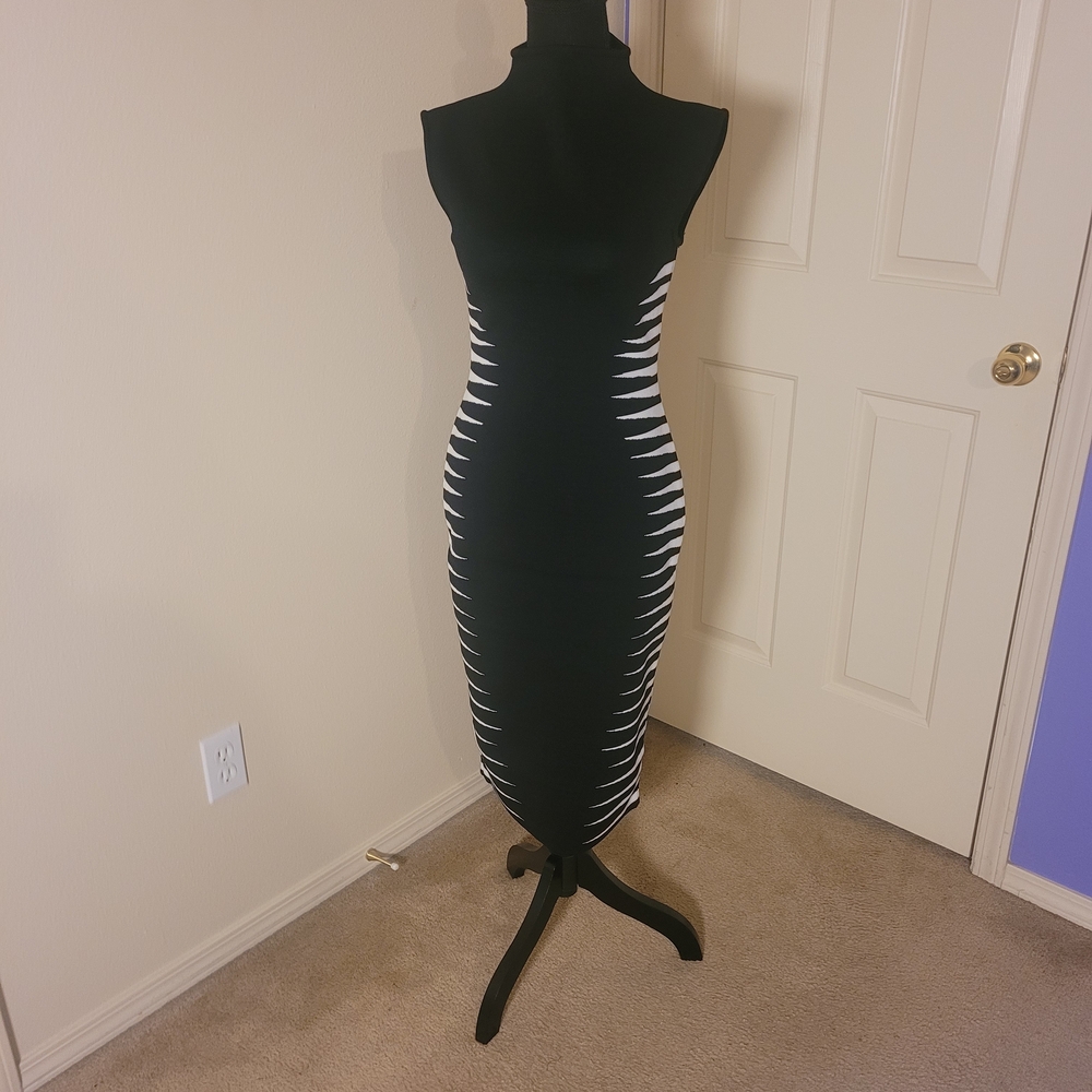 Sleeveless Black Midi Dress with White Side Accents